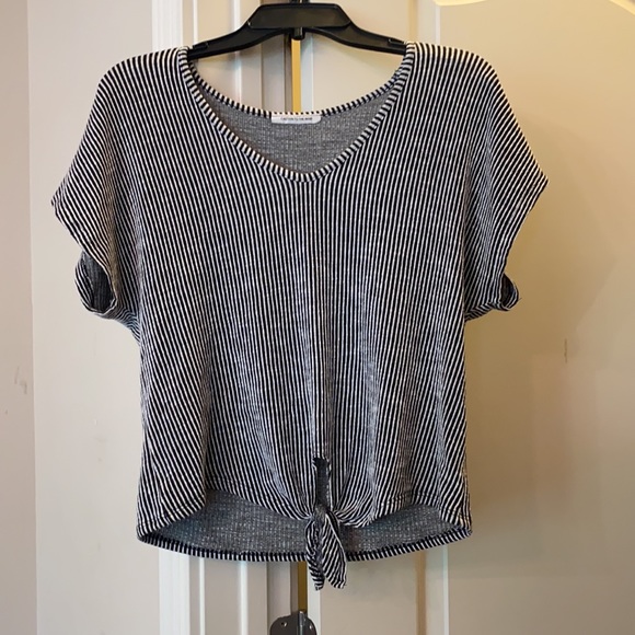 Caution to the wind striped shirt - Picture 1 of 3